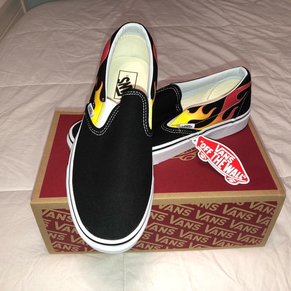 vans slip on flame black